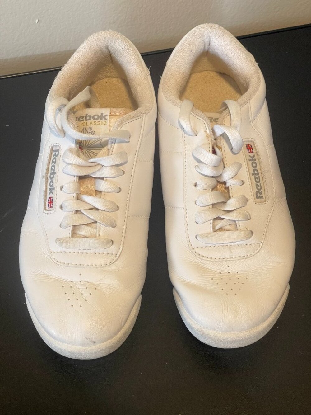 women's athletic shoe
